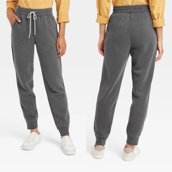 XL - Womens High-Rise Fleece Jogger Pants - Universal Thread - Dark Gray - Picture 1 of 6